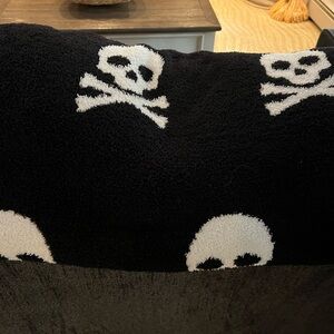 Skull cupcakes and cashmere blanket